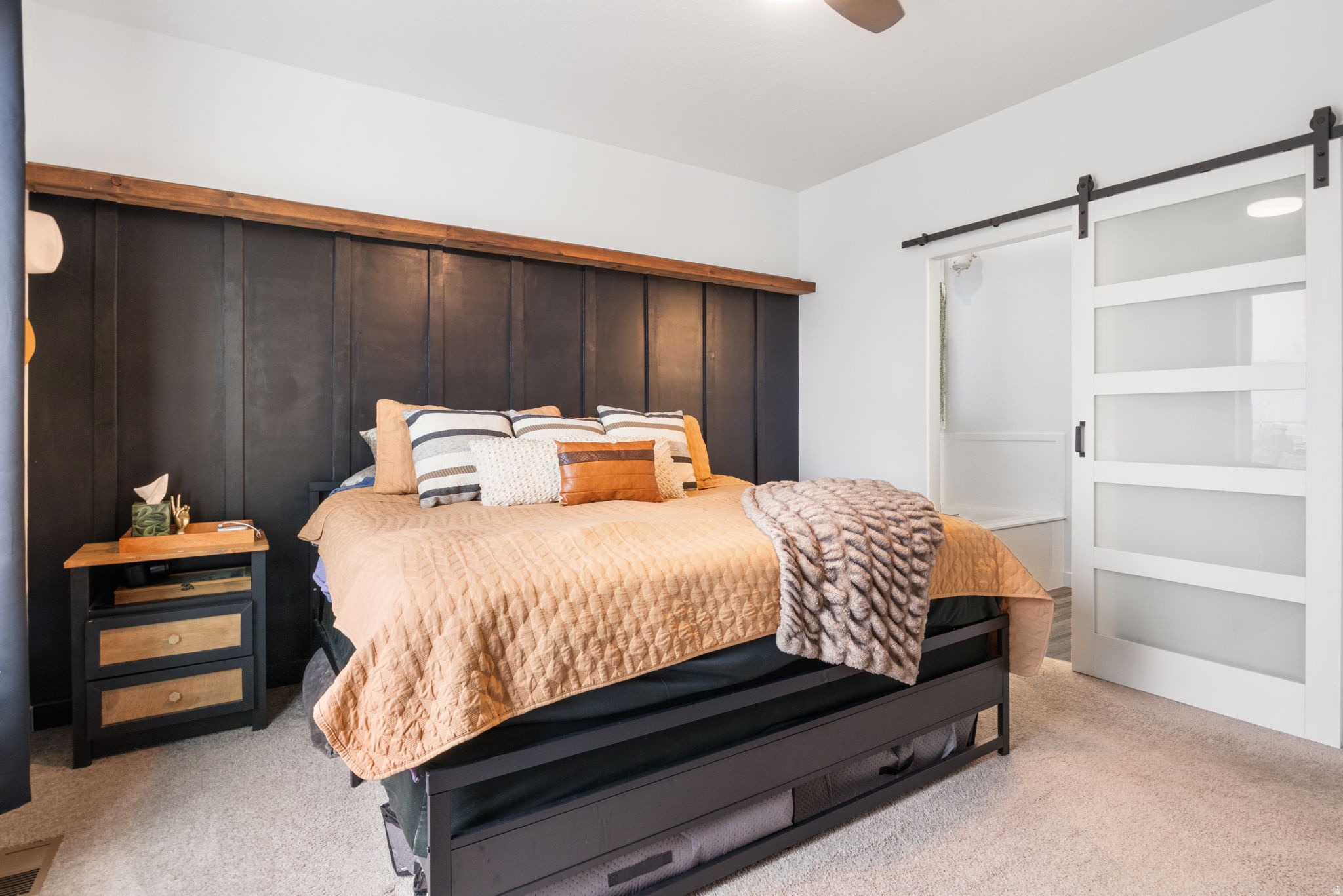 WOOD HOLLOW ESTATES - Residential