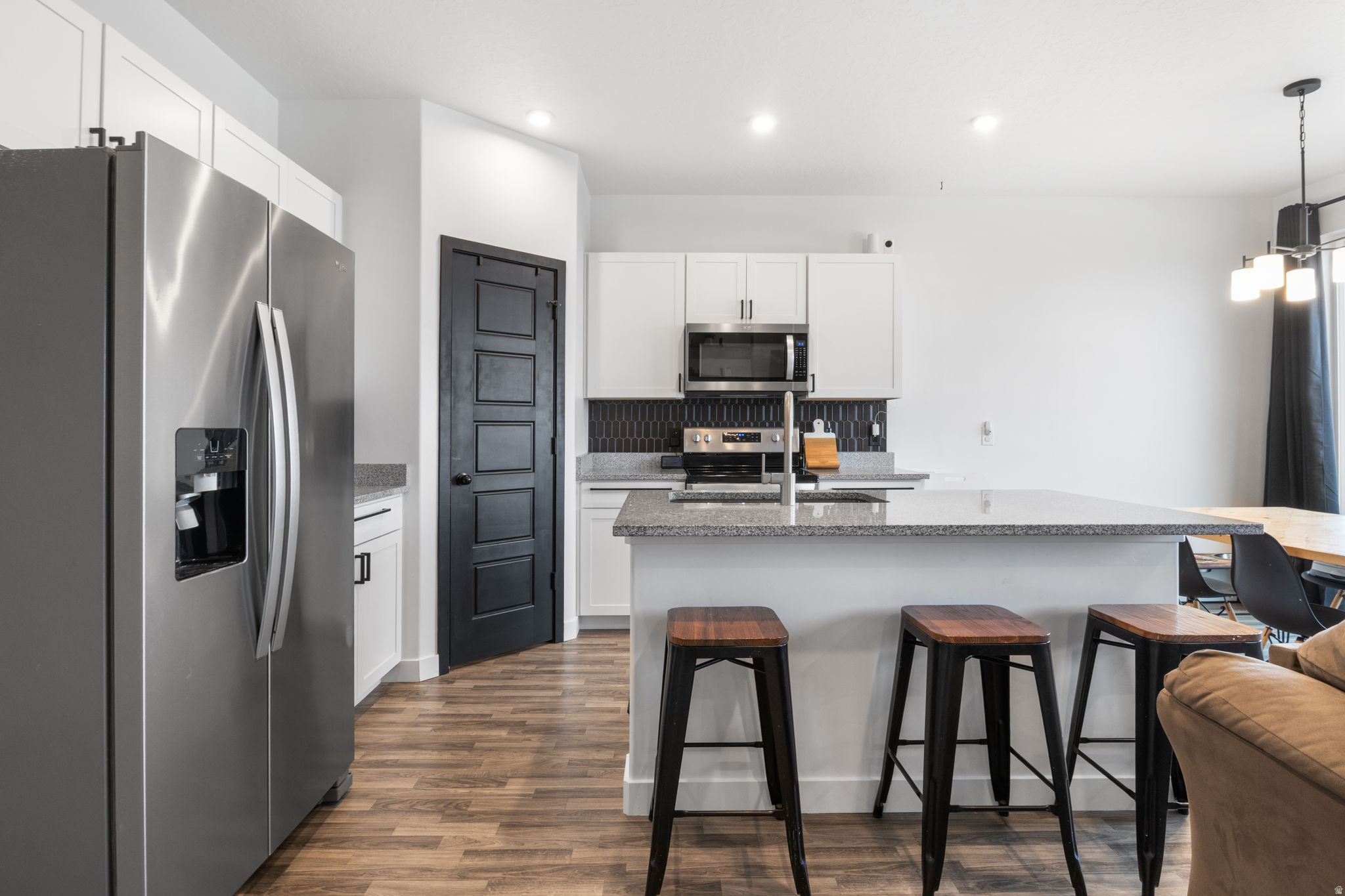 WOOD HOLLOW ESTATES - Residential