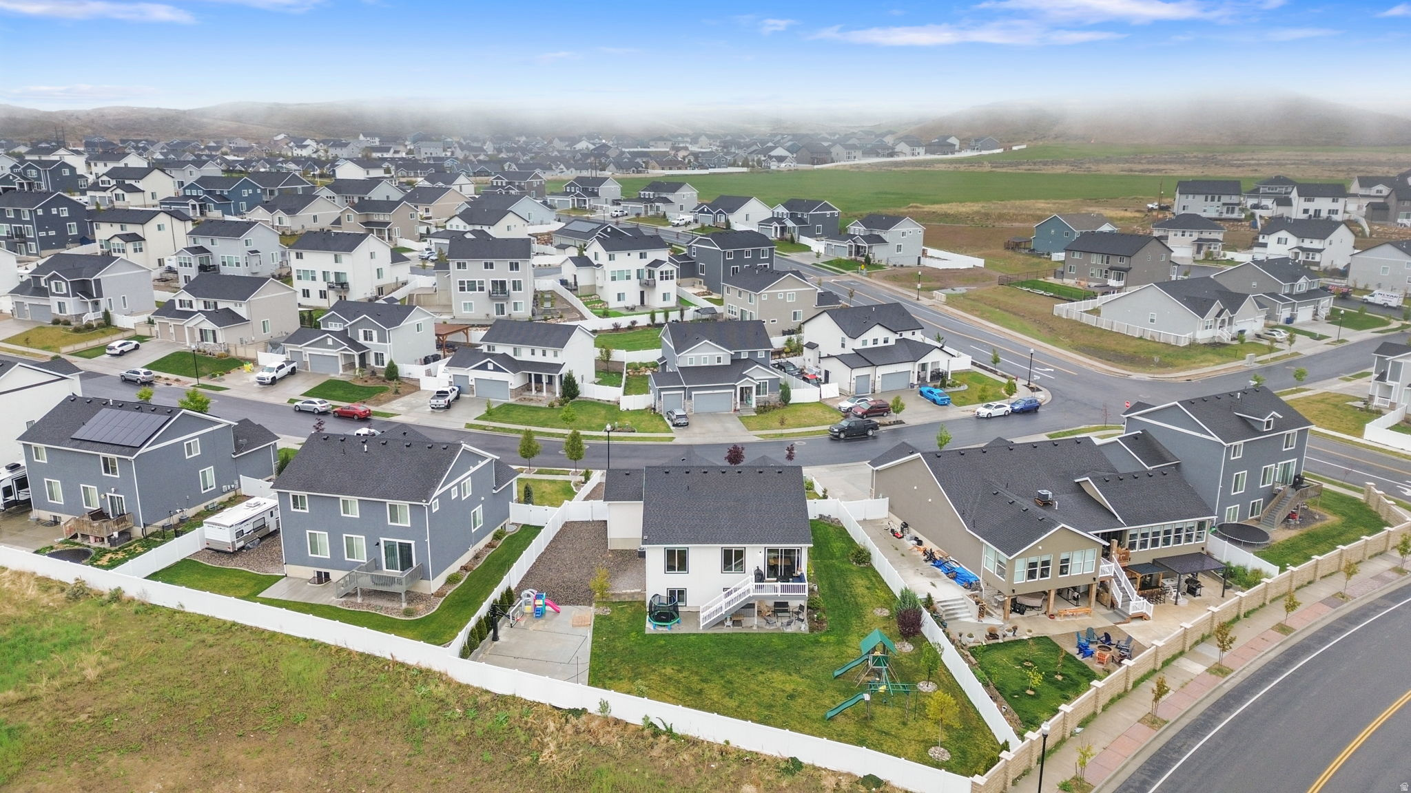 WOOD HOLLOW ESTATES - Residential