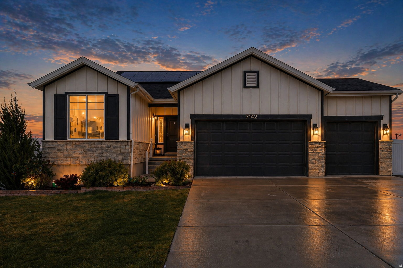 WOOD HOLLOW ESTATES - Residential