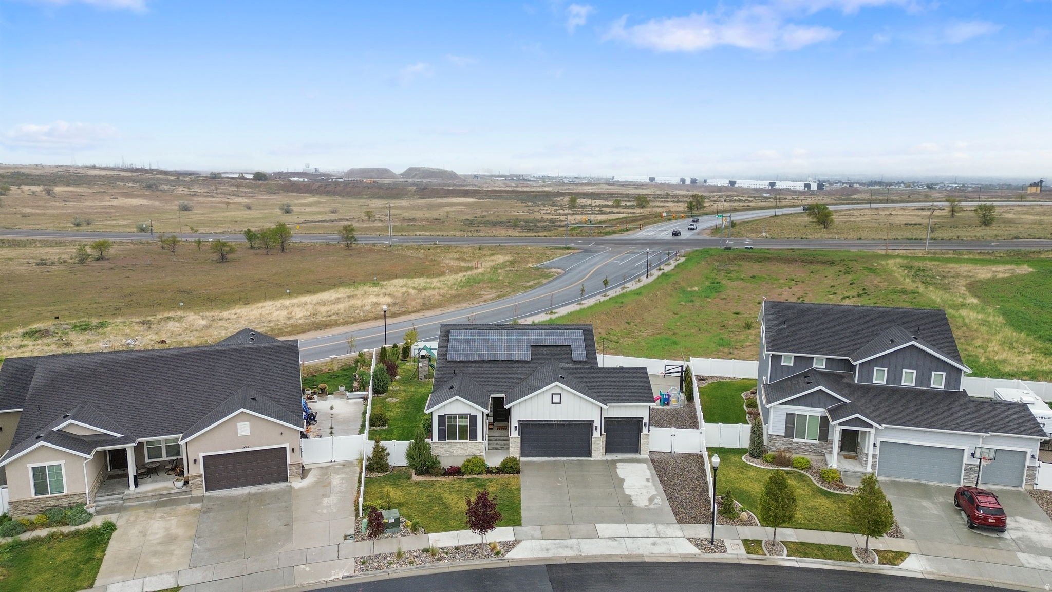 WOOD HOLLOW ESTATES - Residential