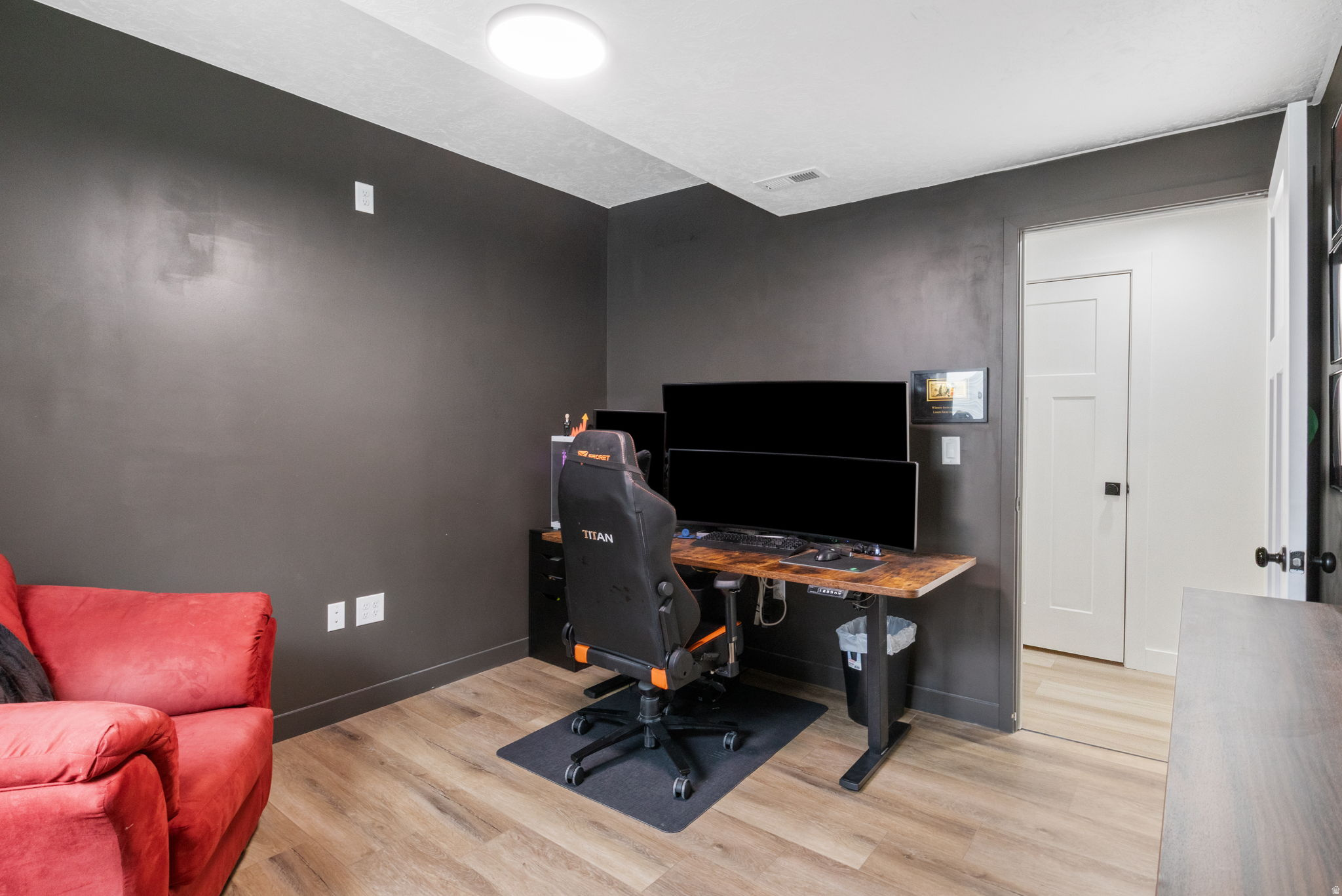 WOOD HOLLOW ESTATES - Residential