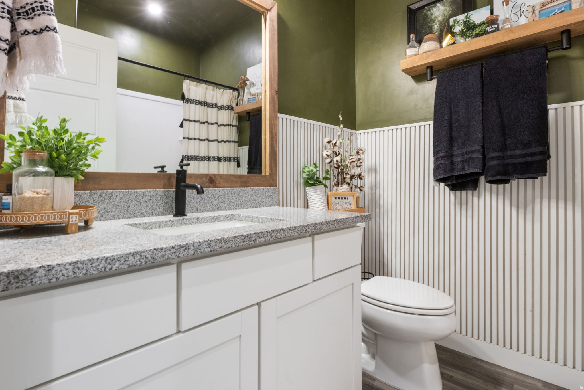 WOOD HOLLOW ESTATES - Residential