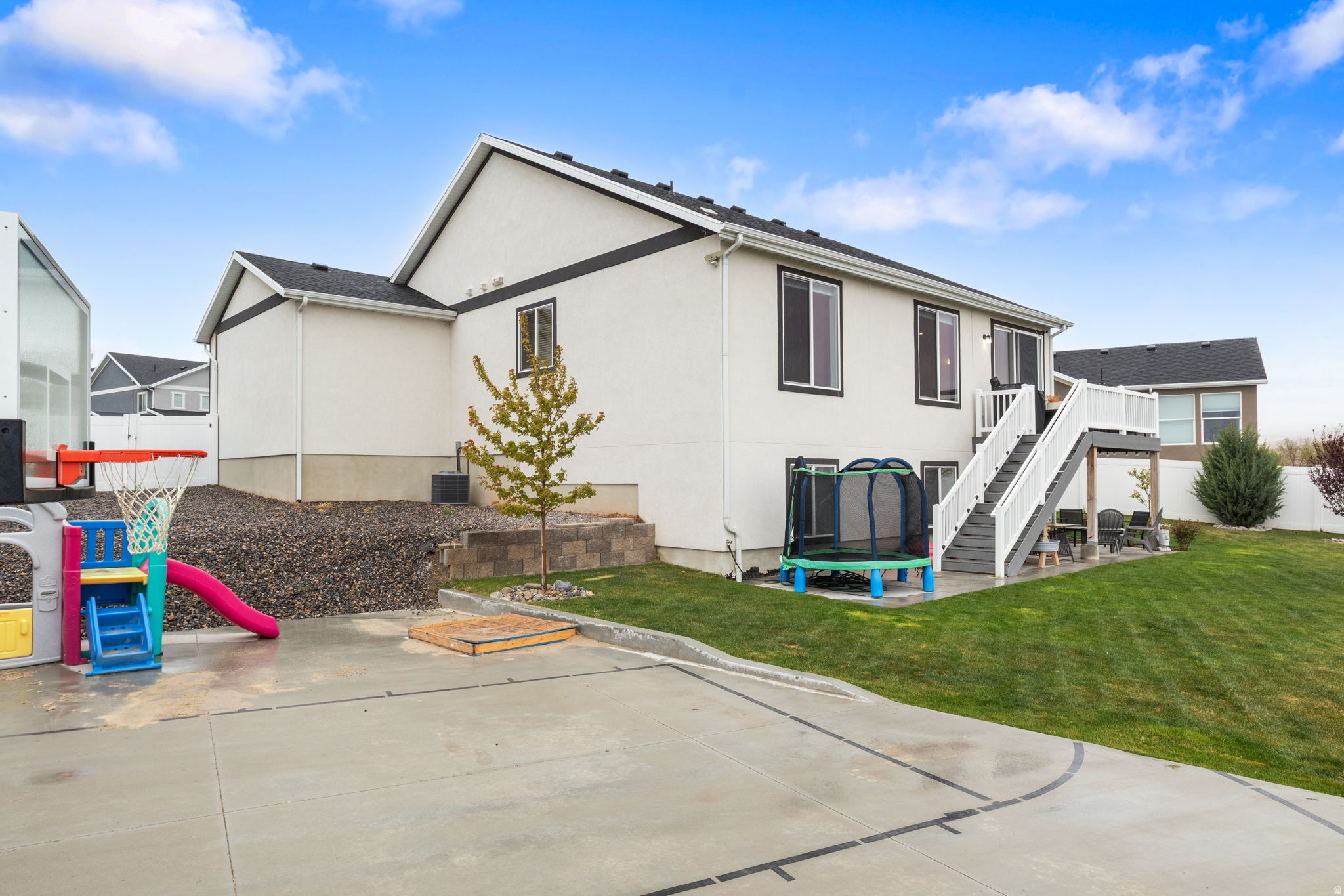 WOOD HOLLOW ESTATES - Residential