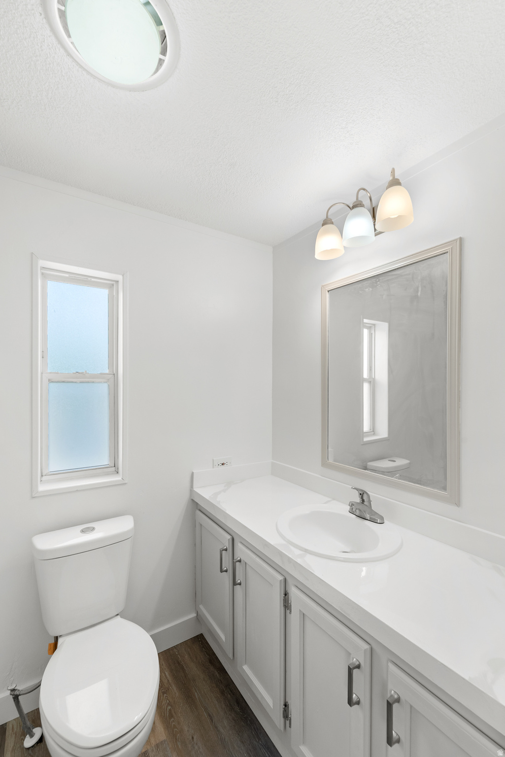 LAKEVIEW ESTATES - Residential