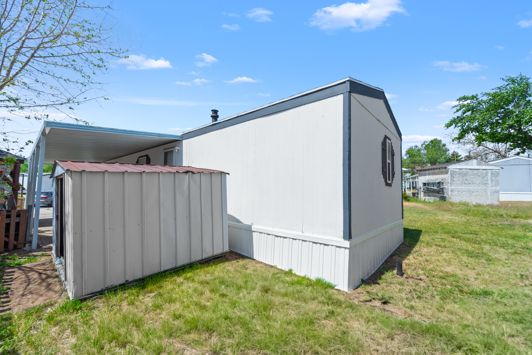 LAKEVIEW ESTATES - Residential