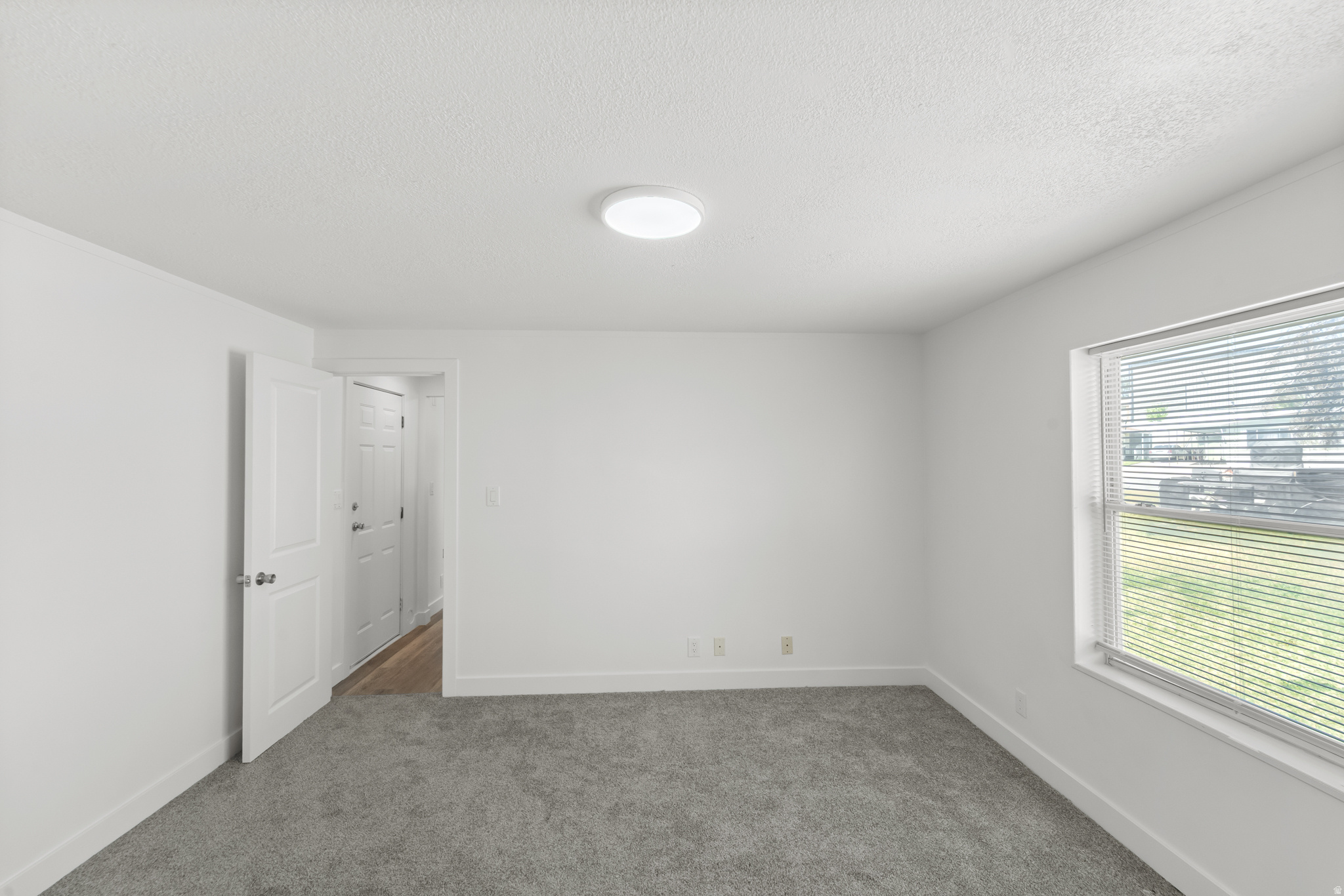 LAKEVIEW ESTATES - Residential