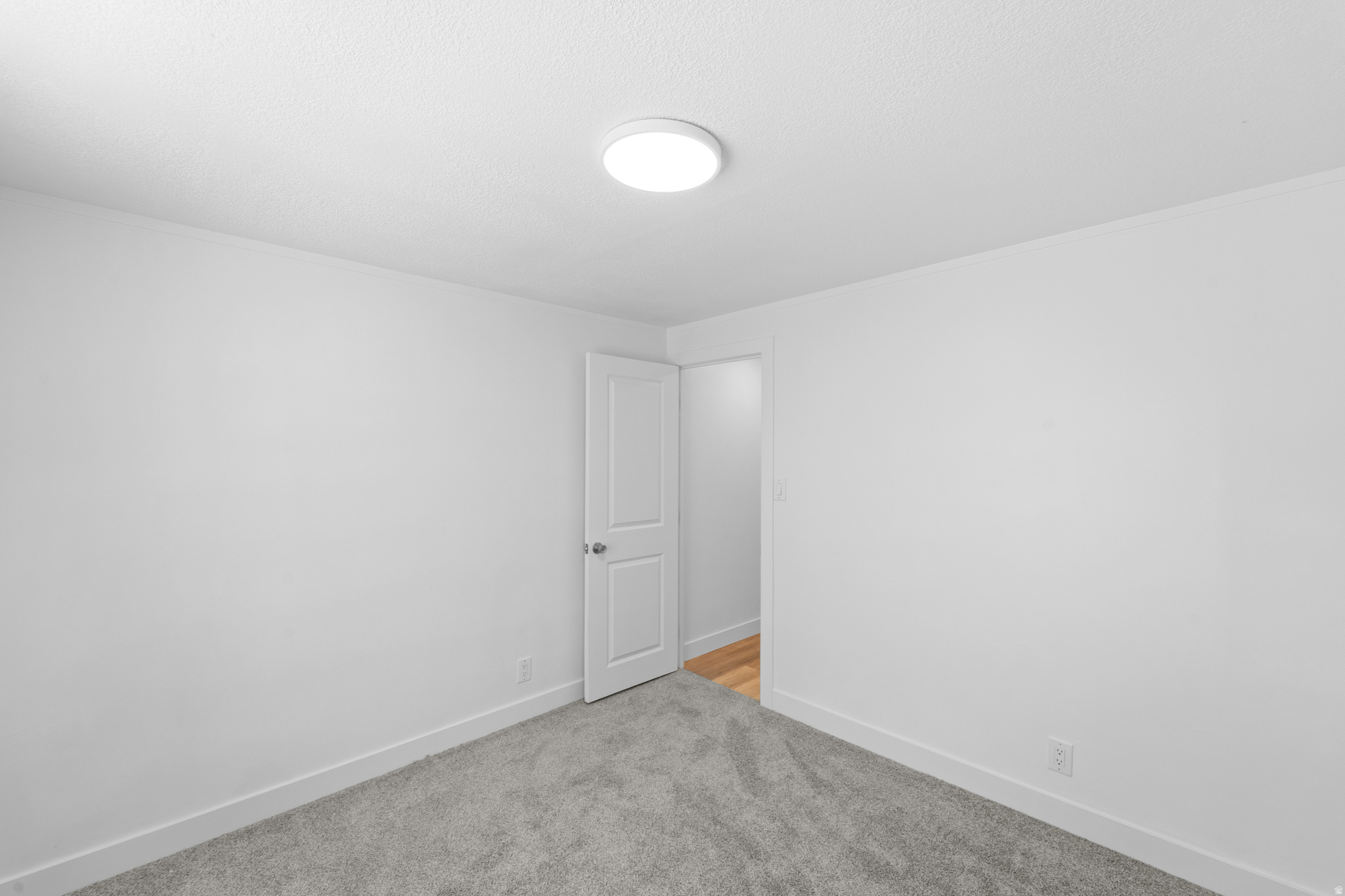 LAKEVIEW ESTATES - Residential