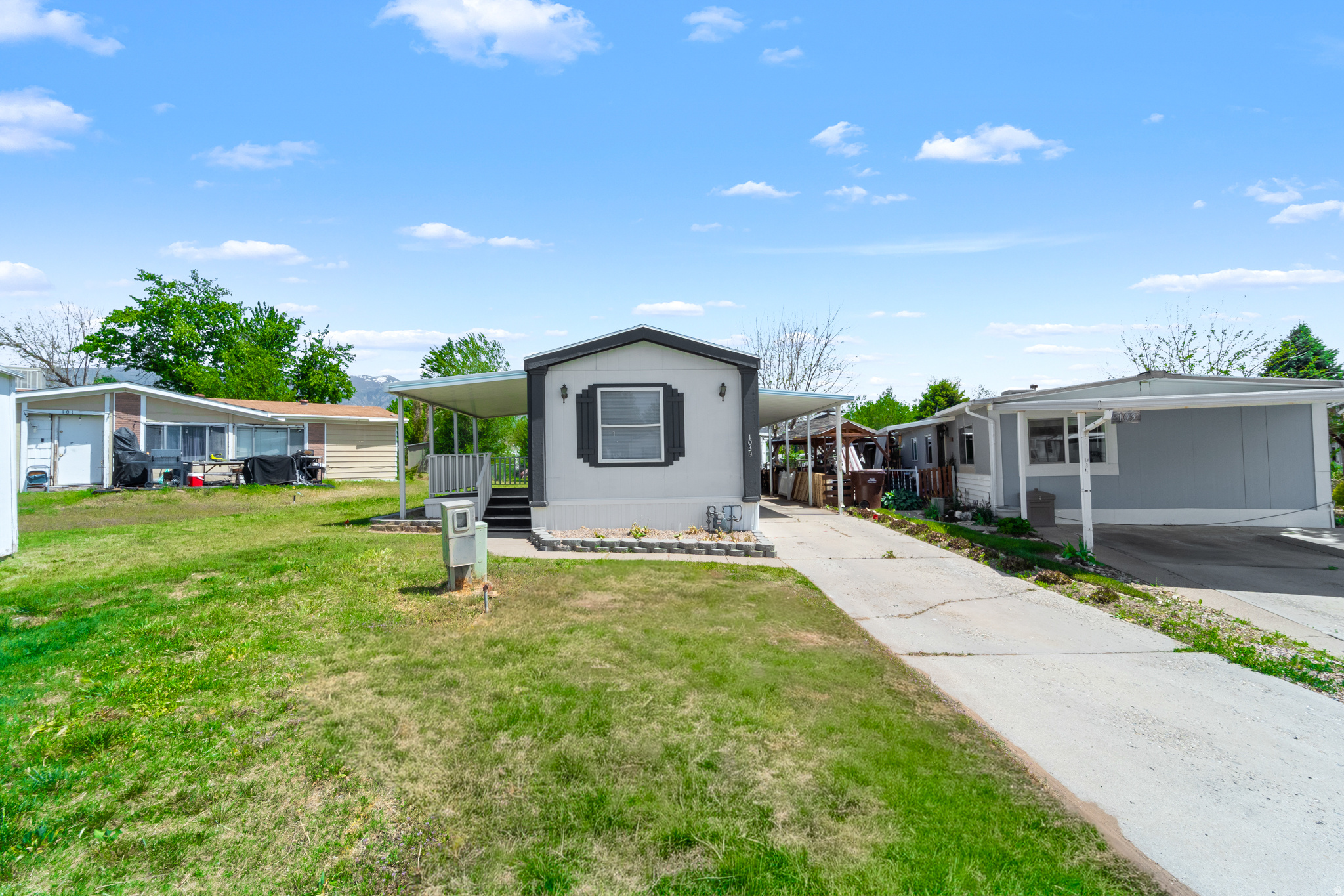 LAKEVIEW ESTATES - Residential