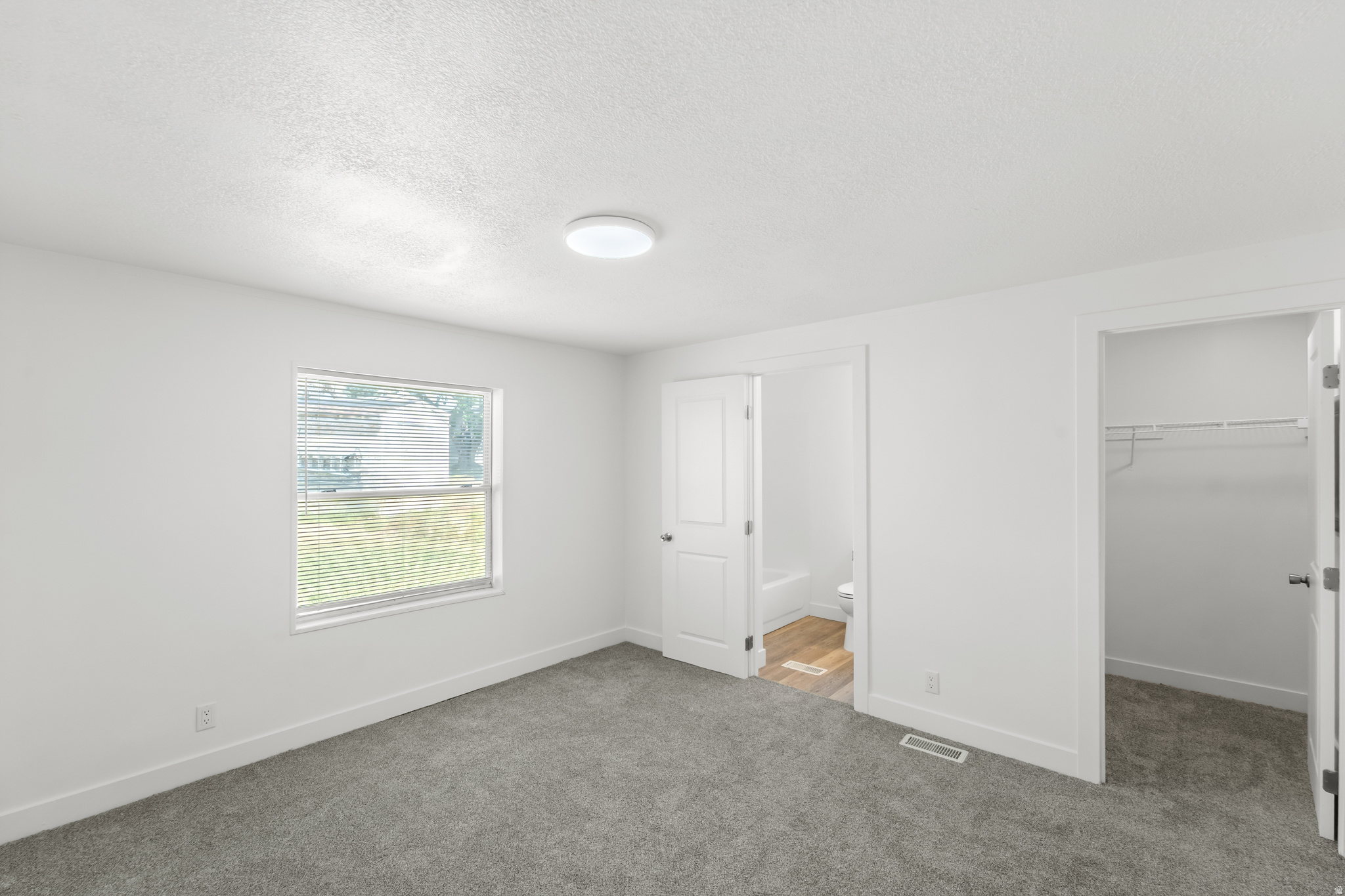 LAKEVIEW ESTATES - Residential