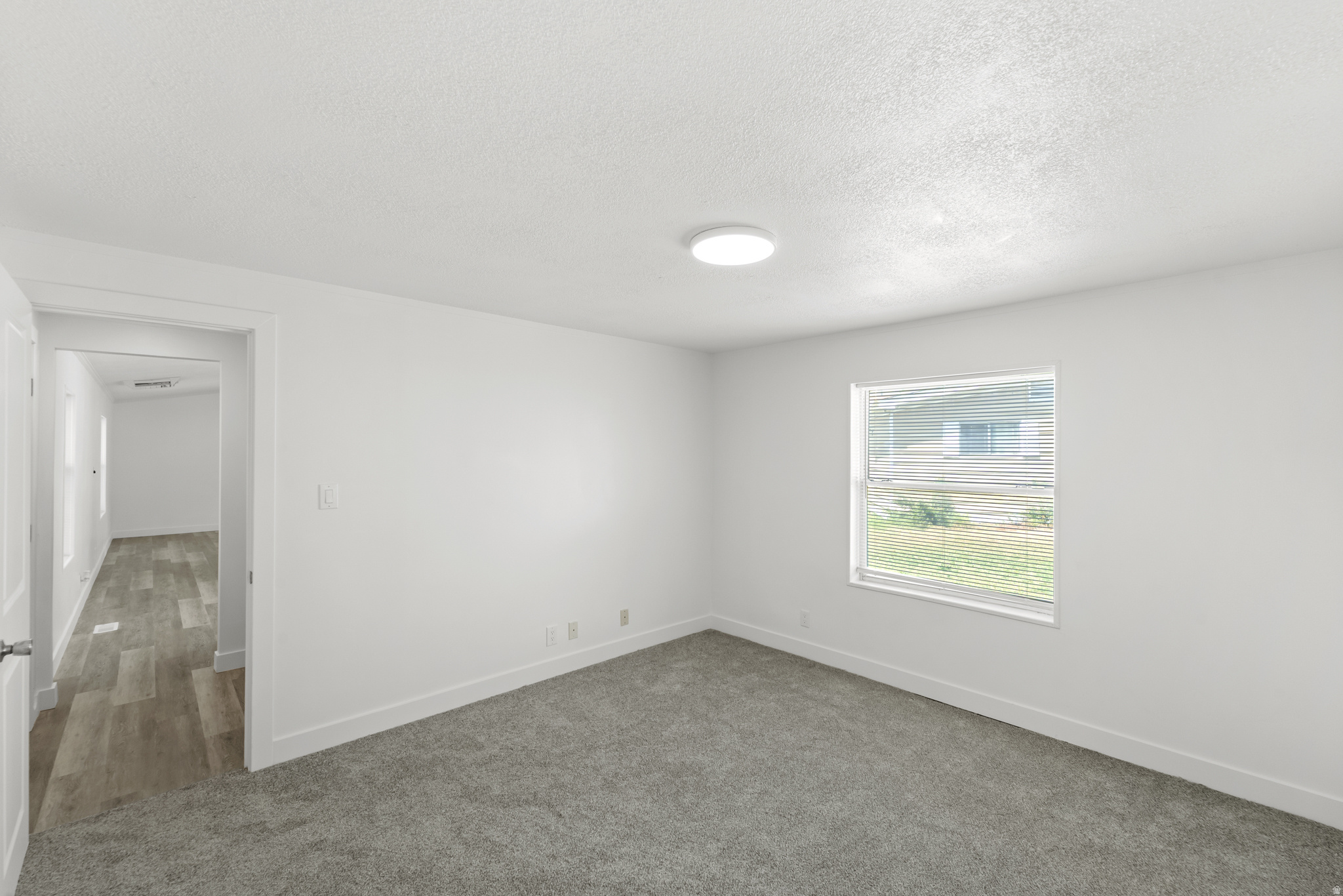 LAKEVIEW ESTATES - Residential