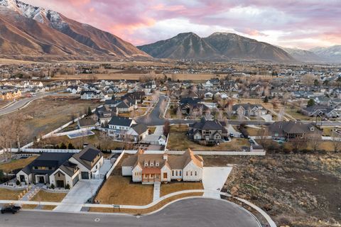 Tiny photo for 473 W 350 S #31, Mapleton, UT 84664 (MLS # 2140511)