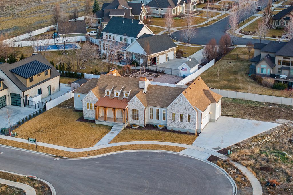 Photo of 473 W 350 S #31, Mapleton, UT 84664 (MLS # 2140511)