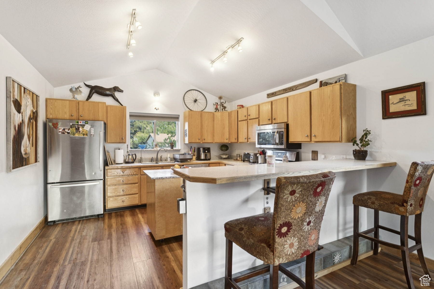 Park City, Utah 84098, United States, 3 Bedrooms Bedrooms, ,2 BathroomsBathrooms,Residential,Pending,184836