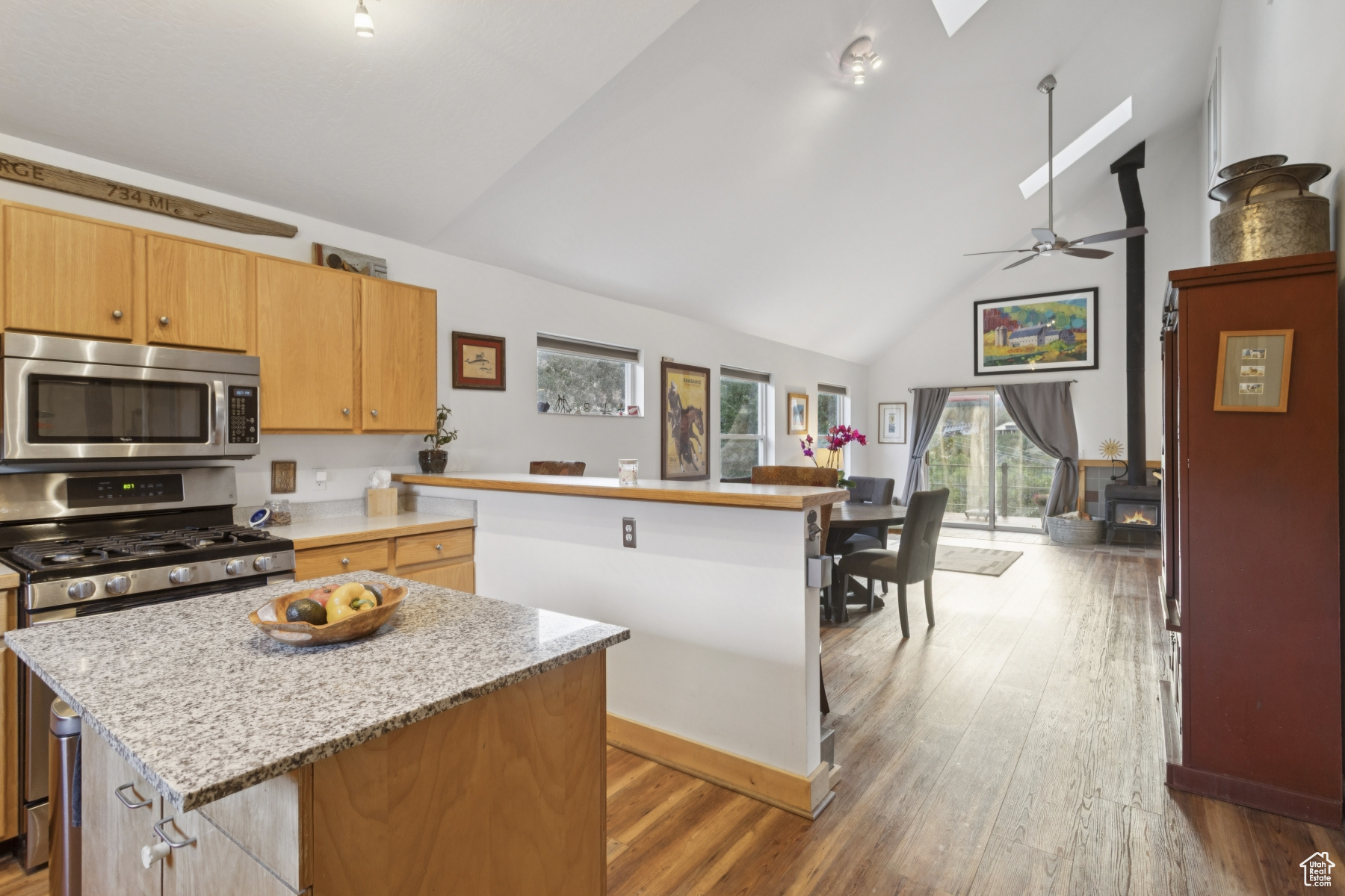 Park City, Utah 84098, United States, 3 Bedrooms Bedrooms, ,2 BathroomsBathrooms,Residential,Pending,184836