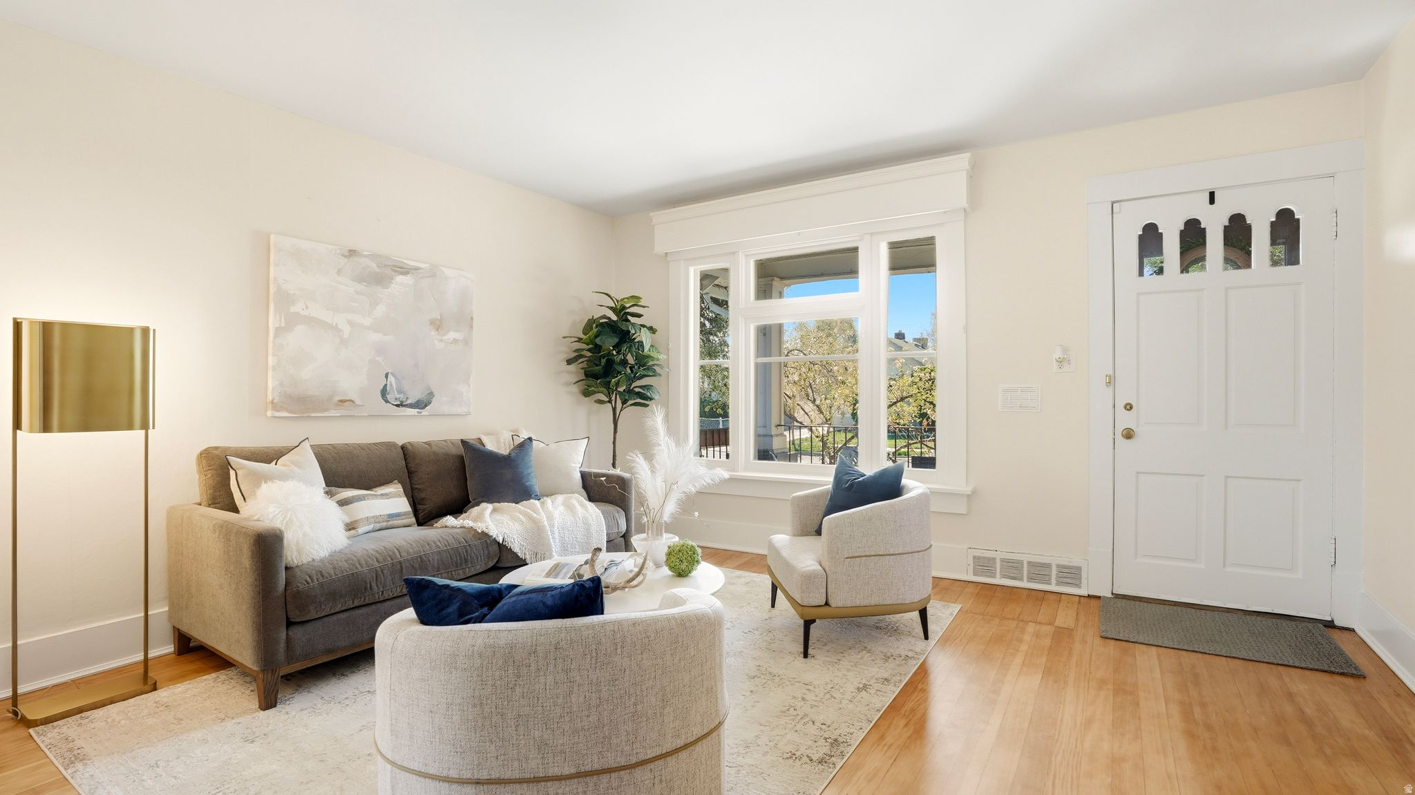 JACKSON SQUARE - Residential