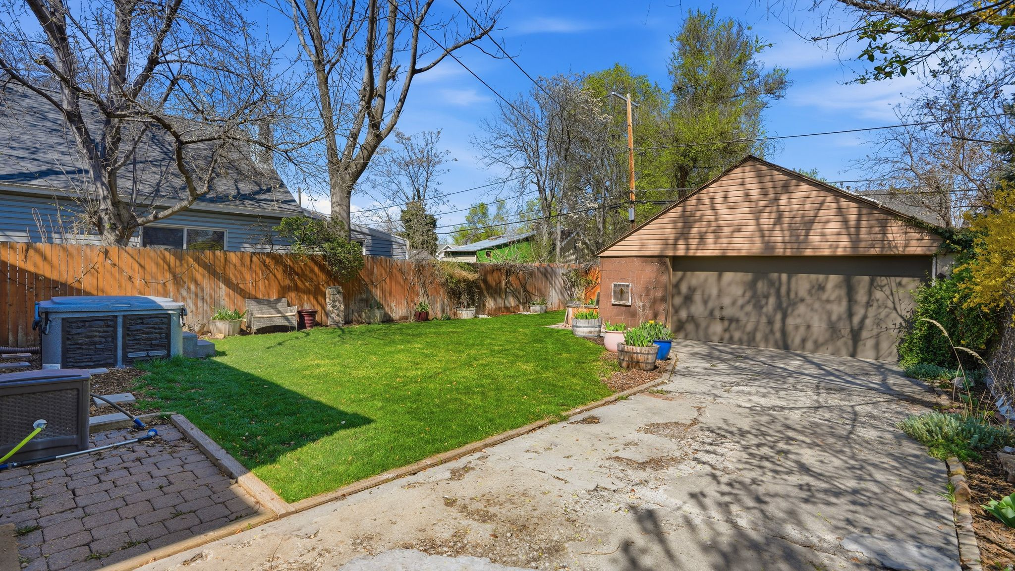 JACKSON SQUARE - Residential