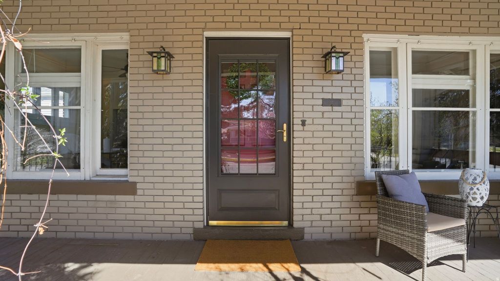 Photo of 239 E EDITH AVE S, Salt Lake City, UT 84111 (MLS # 2146128)