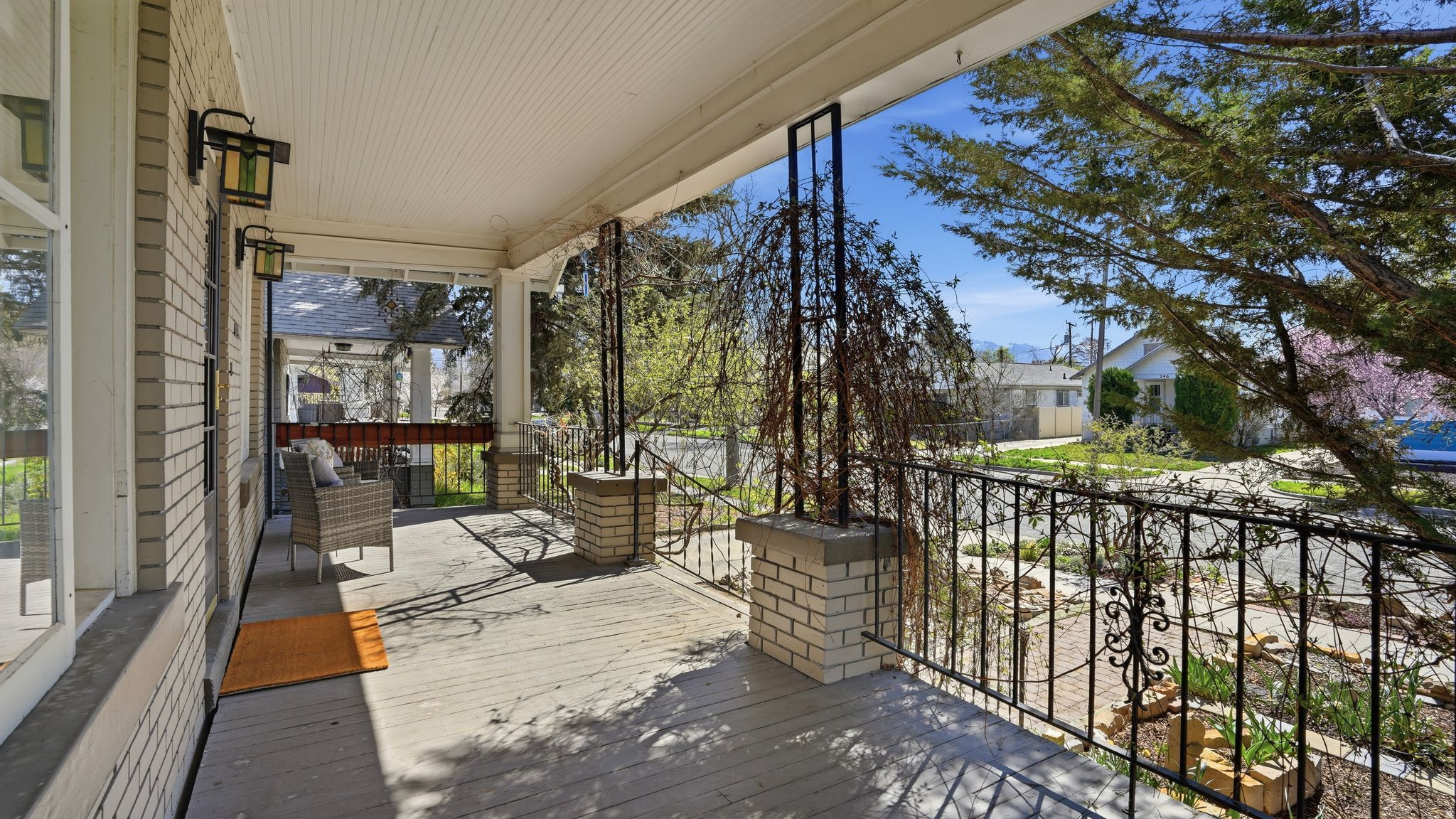 JACKSON SQUARE - Residential