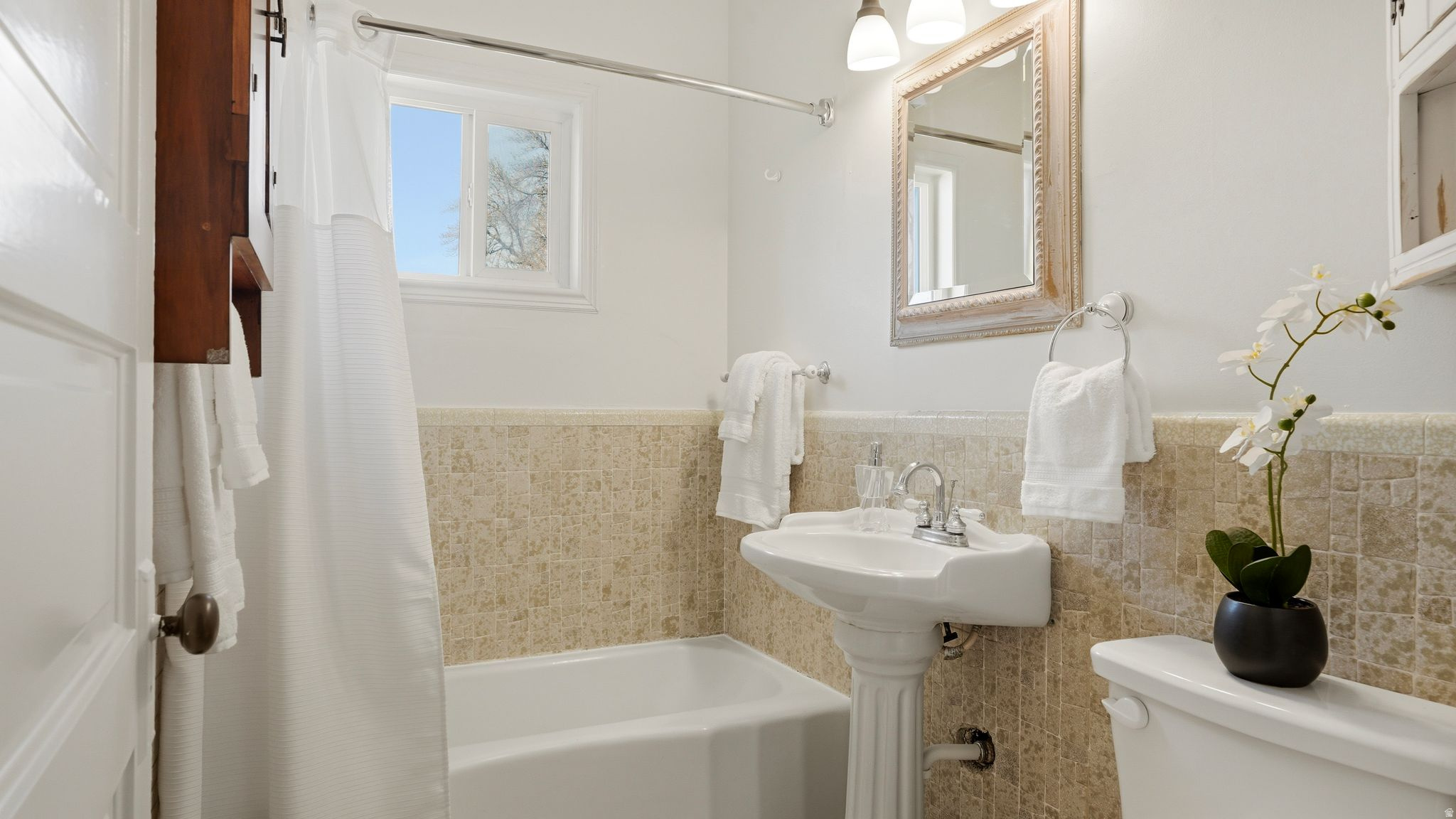 JACKSON SQUARE - Residential