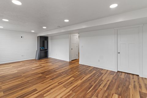 Tiny photo for 401 S 730 E, Lehi, UT 84043 (MLS # 2147893)