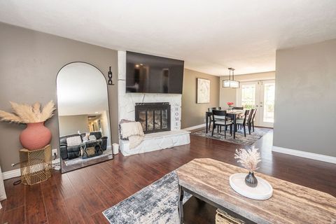 Tiny photo for 781 LAVINA DR, South Ogden, UT 84403 (MLS # 2156048)