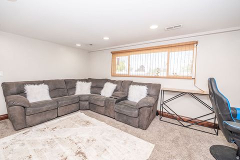 Tiny photo for 781 LAVINA DR, South Ogden, UT 84403 (MLS # 2156048)