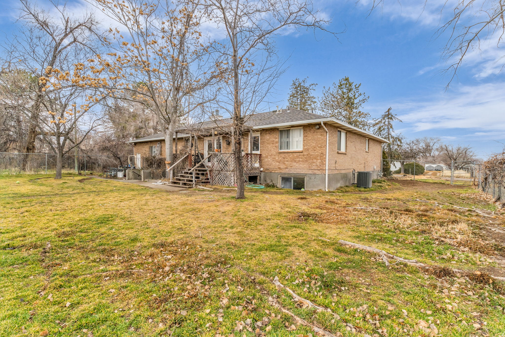 JORDAN VIEW ESTATES - Residential