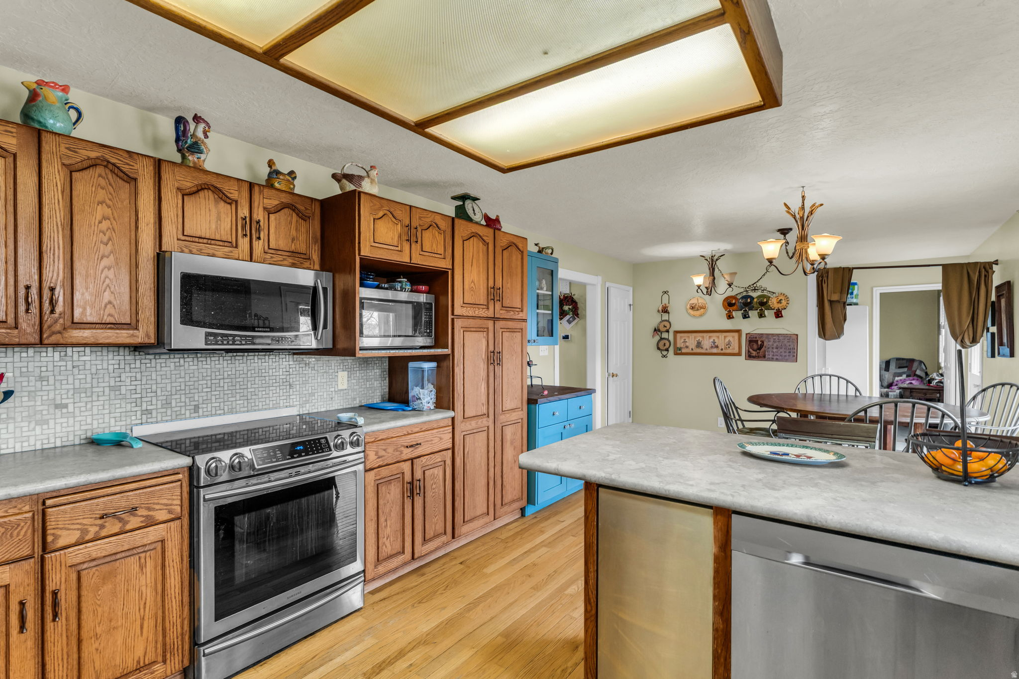 JORDAN VIEW ESTATES - Residential