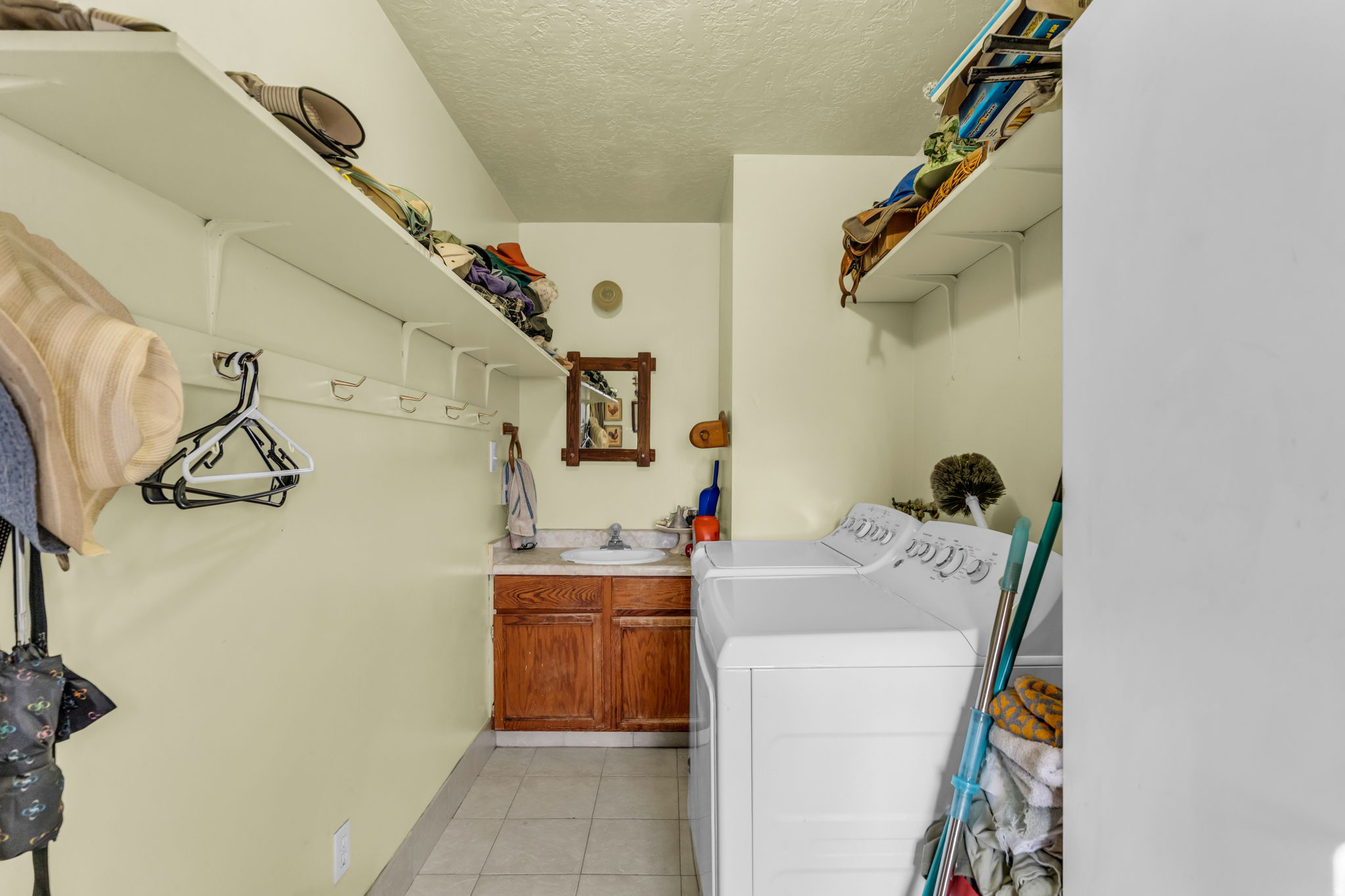 JORDAN VIEW ESTATES - Residential