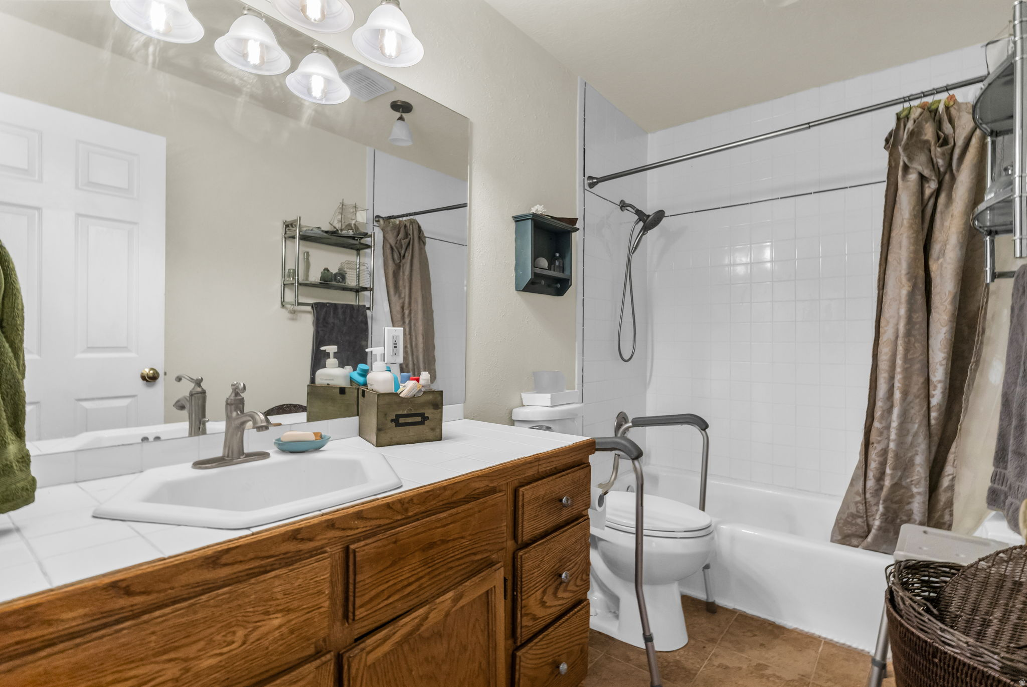 JORDAN VIEW ESTATES - Residential