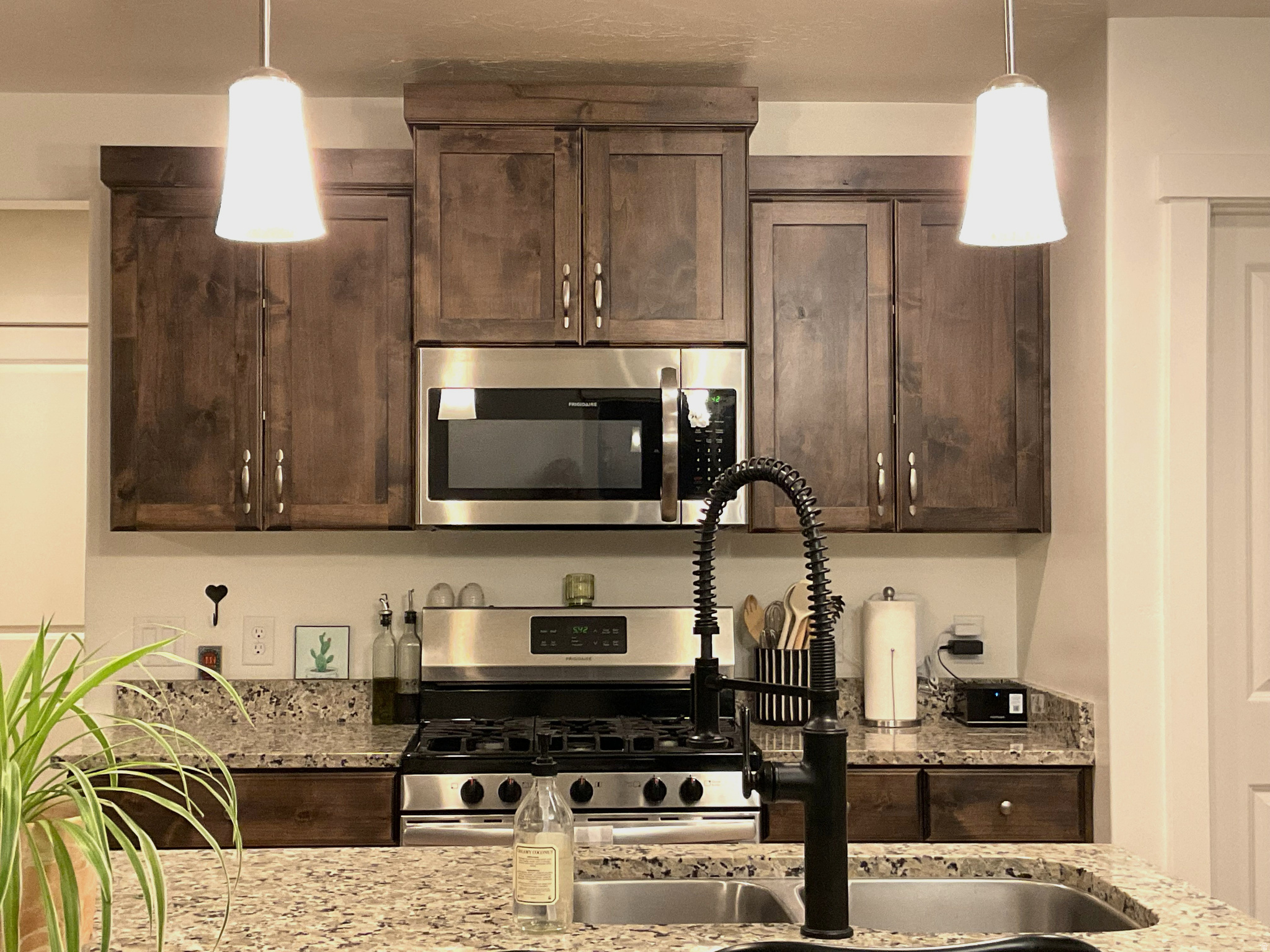 DESERT BLUFF AT DESERT CANYONS TOWNHOMES - Residential