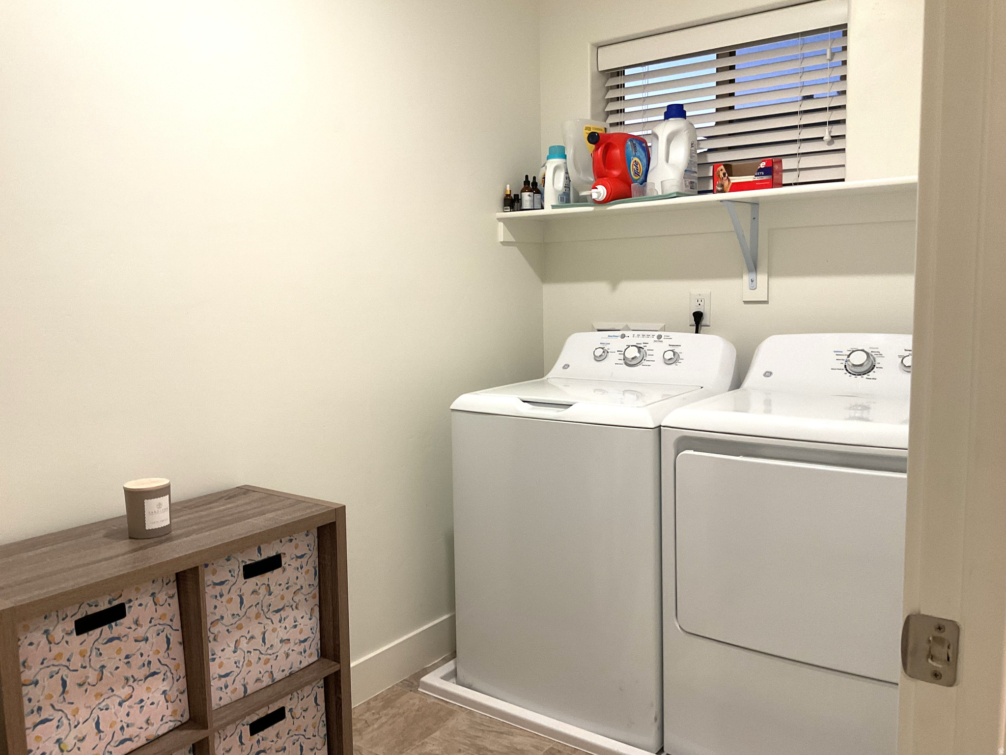 DESERT BLUFF AT DESERT CANYONS TOWNHOMES - Residential