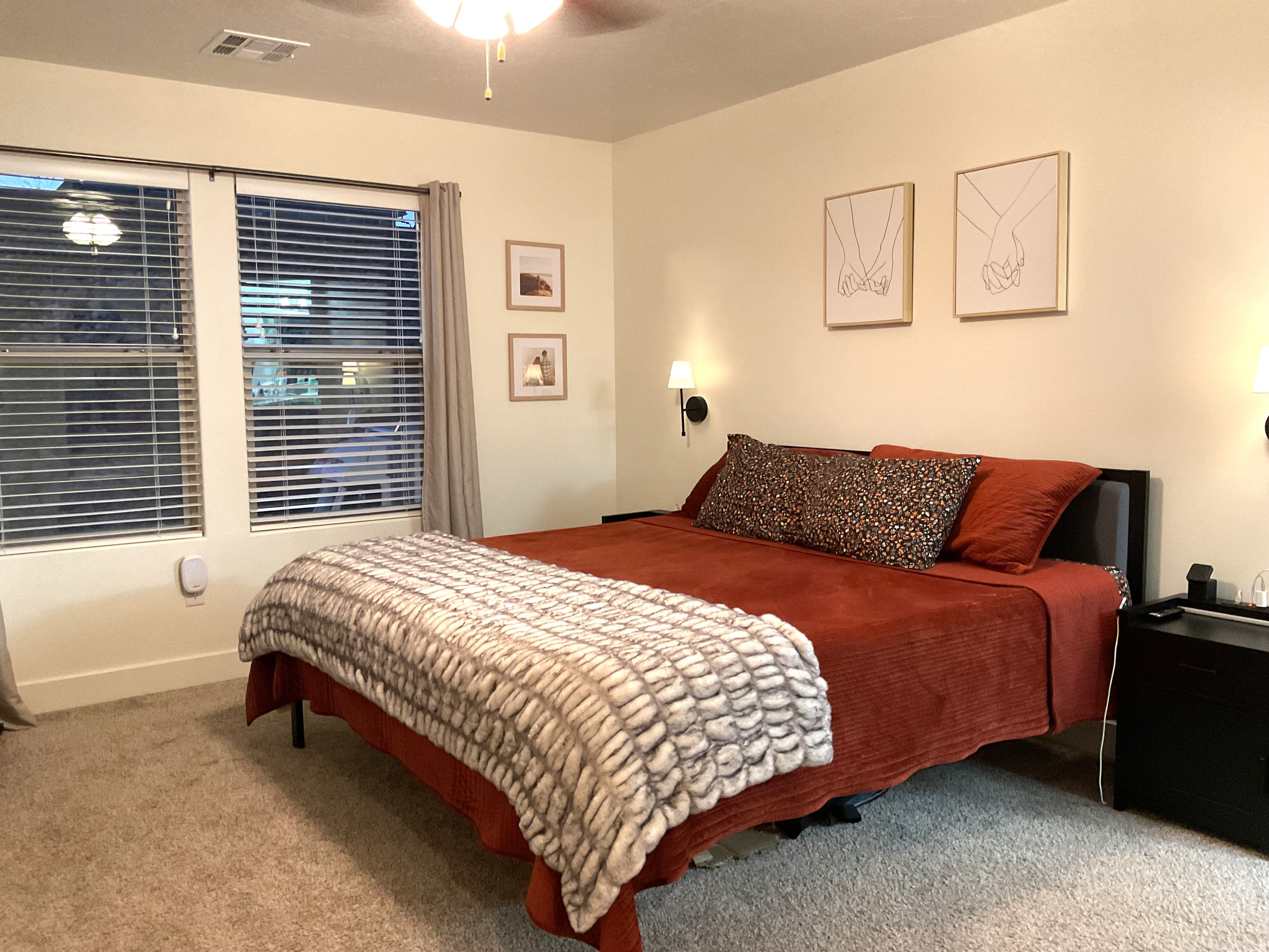DESERT BLUFF AT DESERT CANYONS TOWNHOMES - Residential