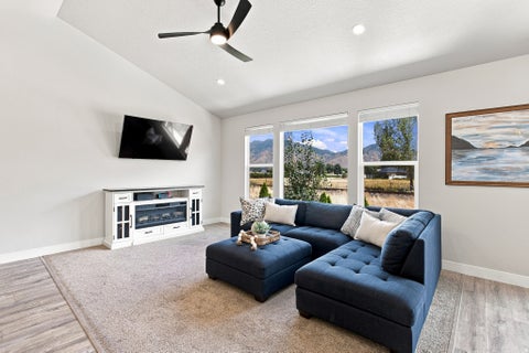 Tiny photo for 244 N MAPLE BEND DR, Spanish Fork, UT 84660 (MLS # 2180884)