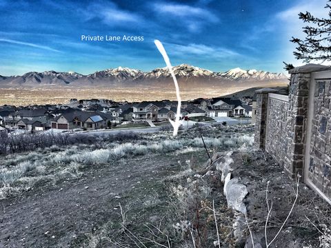 Tiny photo for 5571 W LOOKOUT MESA CIR S, Herriman, UT 84096 (MLS # 2097899)