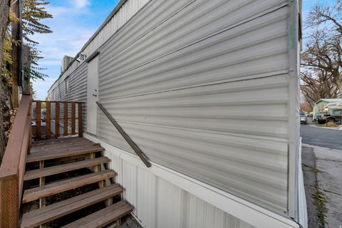 Tiny photo for 2906 S GARDEN PARK CIR, Salt Lake City, UT 84115 (MLS # 2122186)