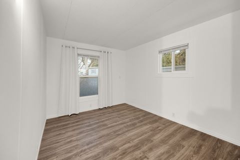 Tiny photo for 2906 S GARDEN PARK CIR, Salt Lake City, UT 84115 (MLS # 2122186)