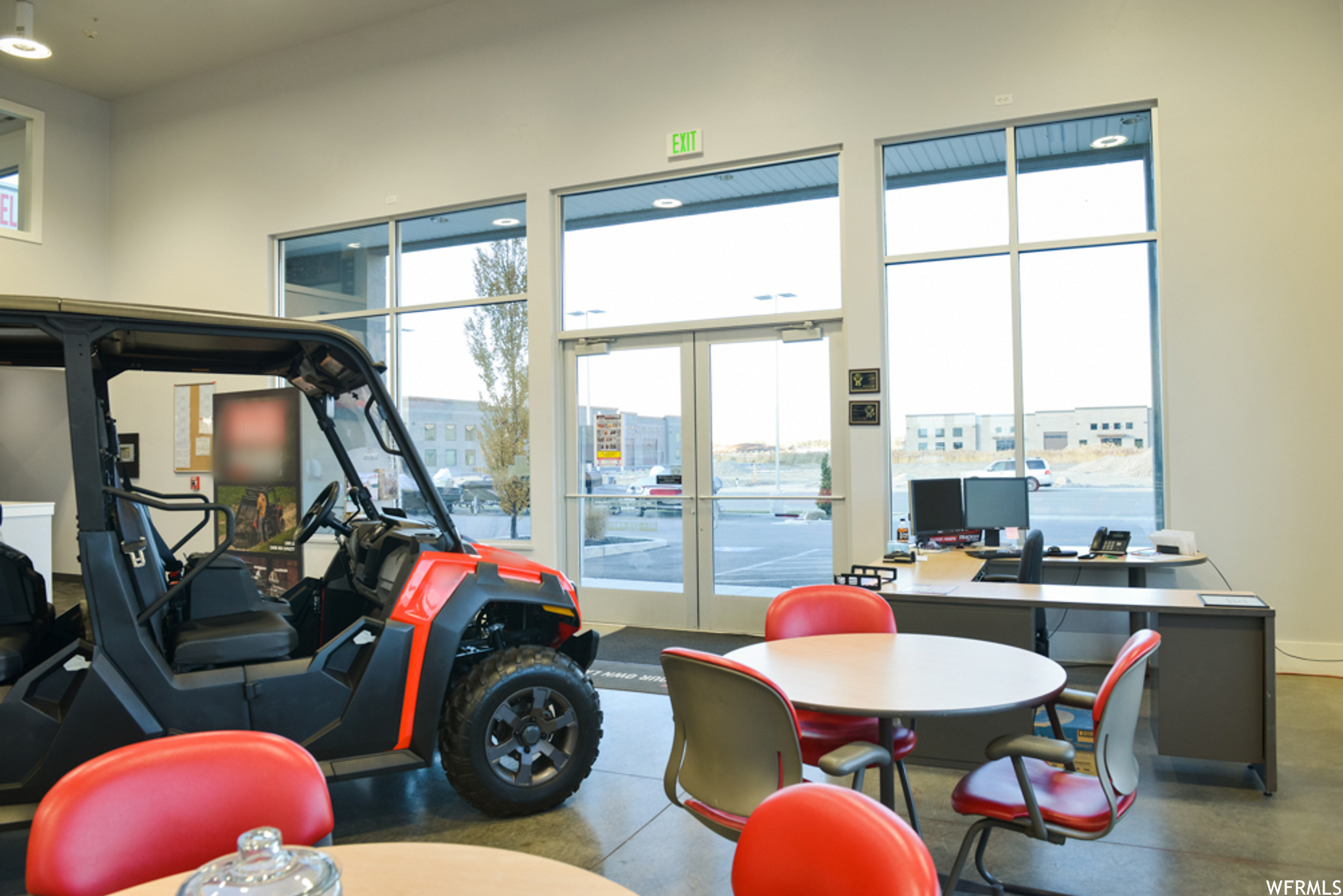 SPRING POINTE RETAIL - Commercial Sale