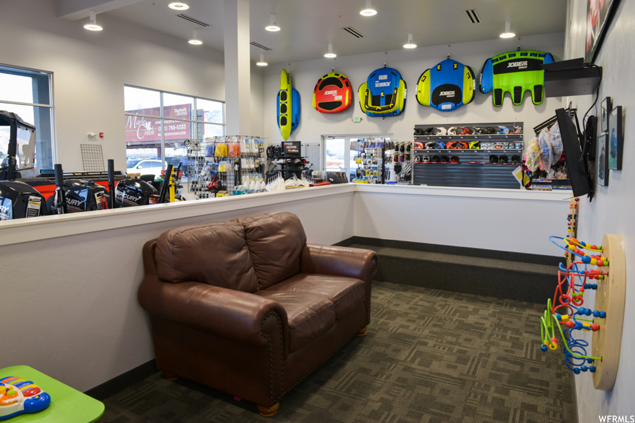 SPRING POINTE RETAIL - Commercial Sale