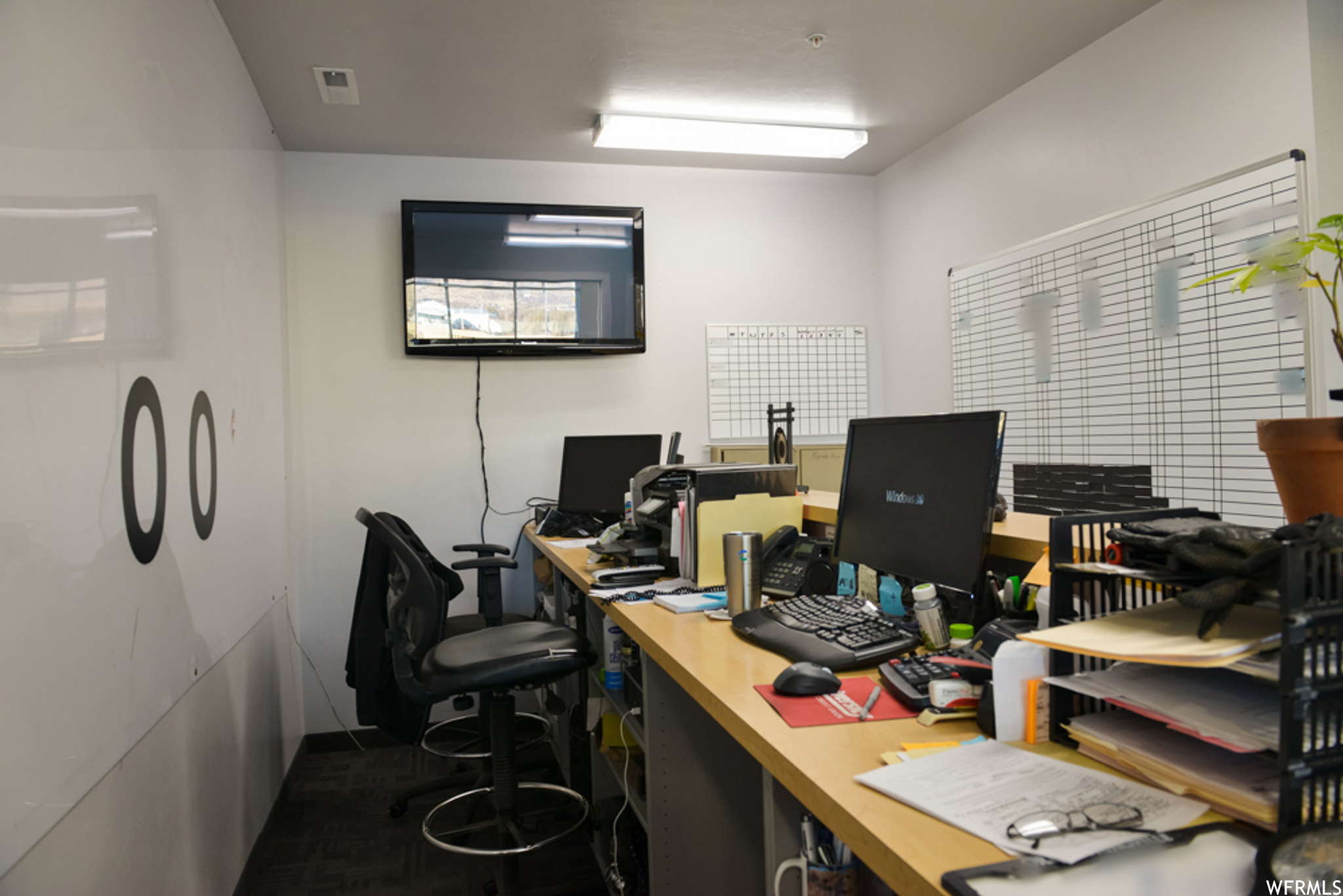 SPRING POINTE RETAIL - Commercial Sale