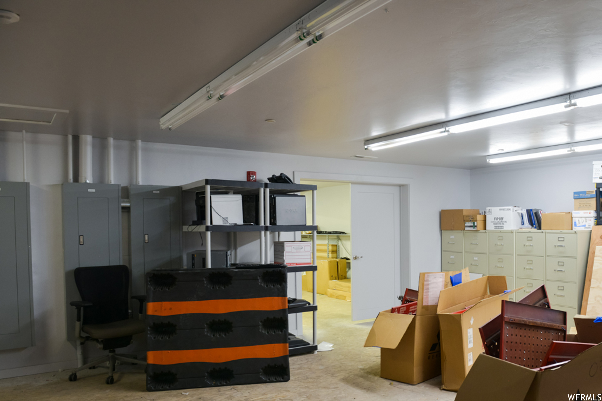 SPRING POINTE RETAIL - Commercial Sale