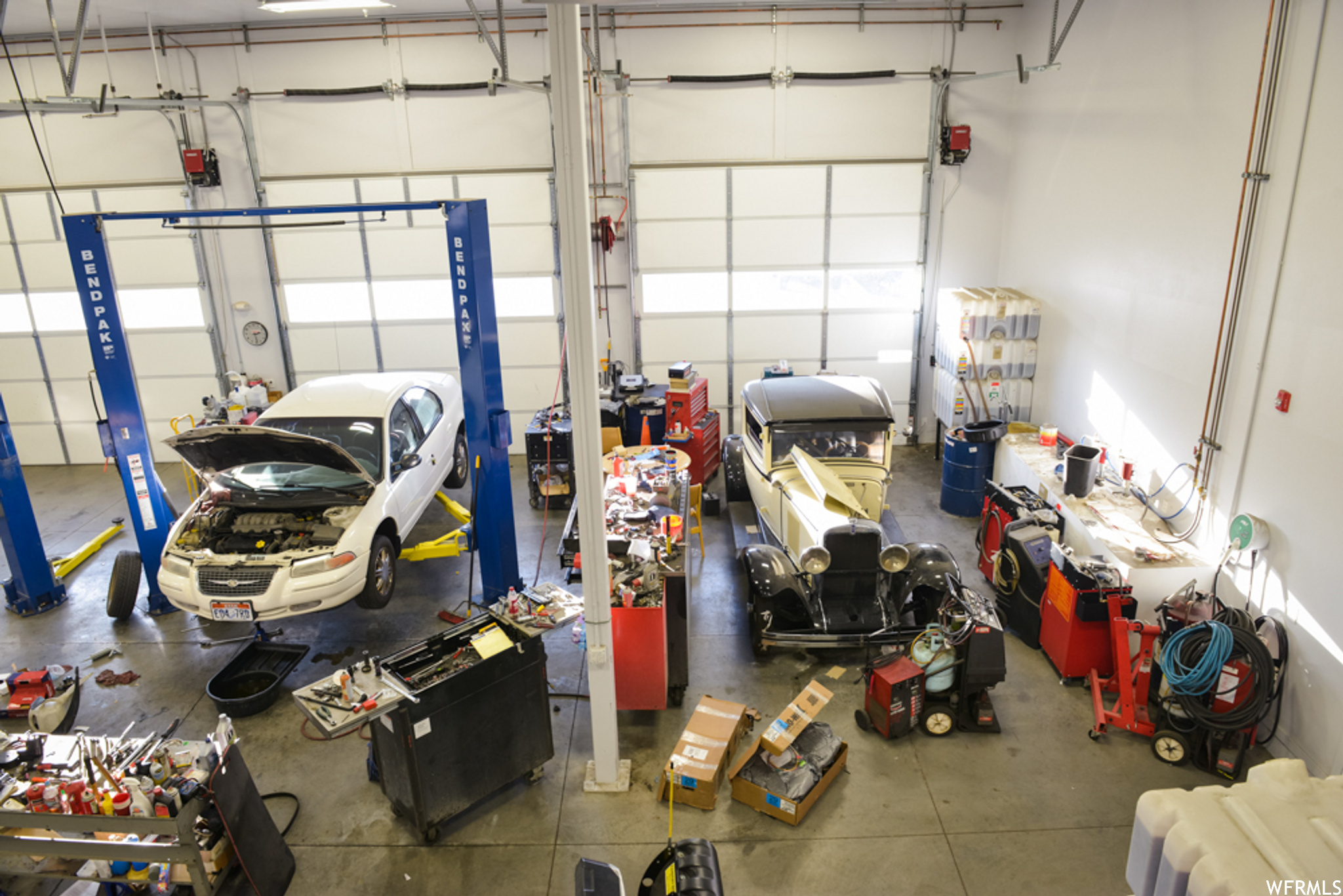 SPRING POINTE RETAIL - Commercial Sale