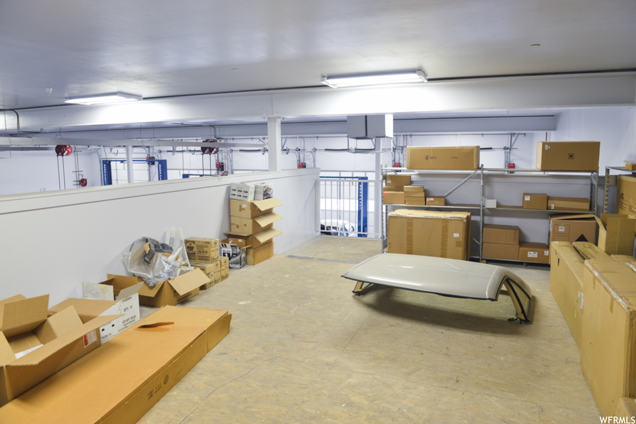 SPRING POINTE RETAIL - Commercial Sale