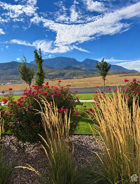 Tiny photo for 1140 W SUMMIT RIDGE PKWY, Santaquin, UT 84655 (MLS # 2181633)