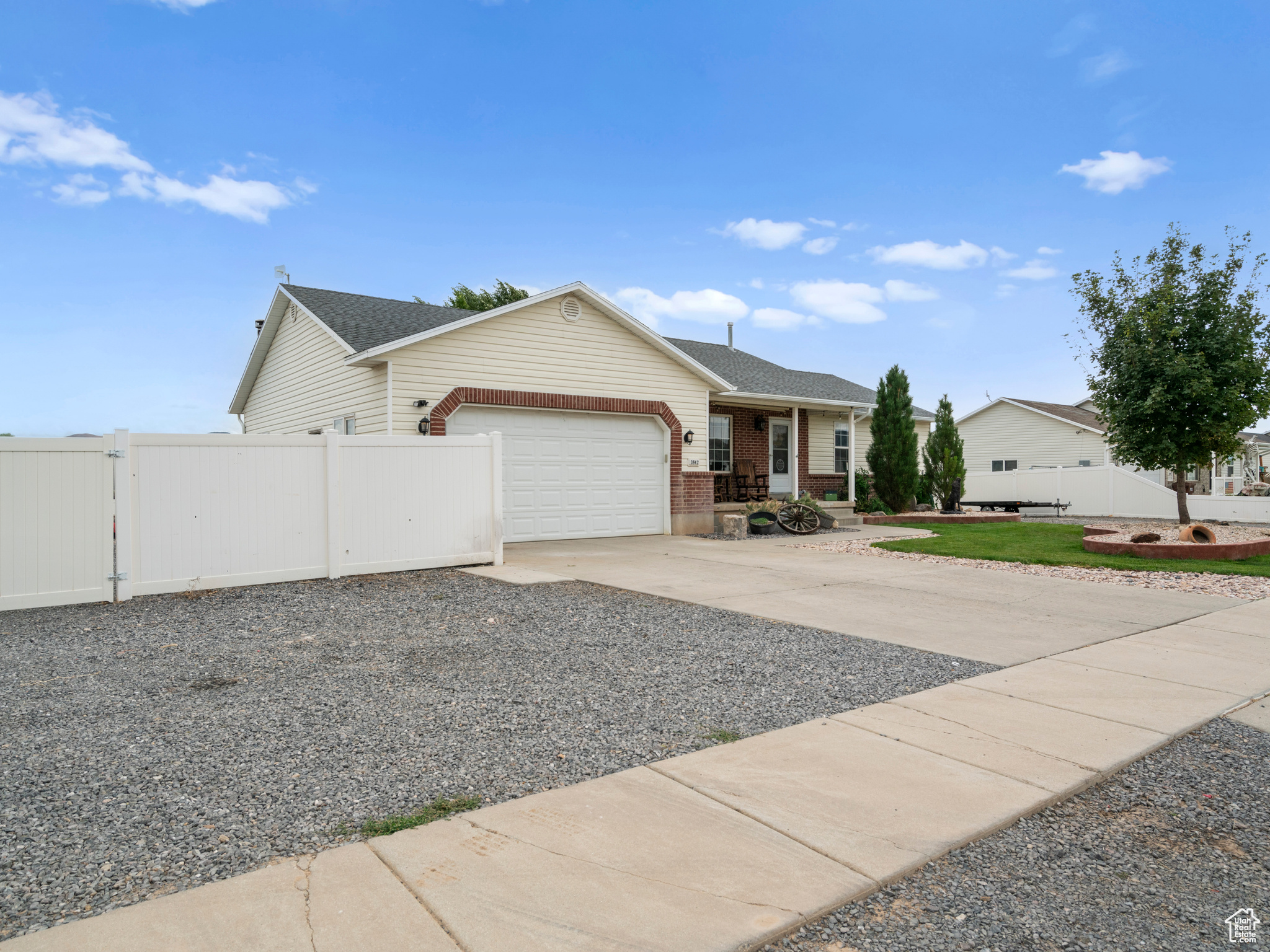 3842 N Eisenhower St, Eagle Mountain, Utah image 4