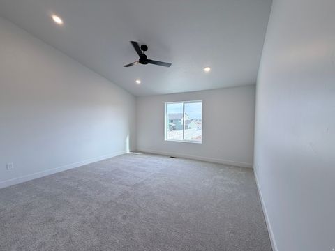 Tiny photo for 3789 W 1625 S #424, Taylor, UT 84401 (MLS # 2151823)