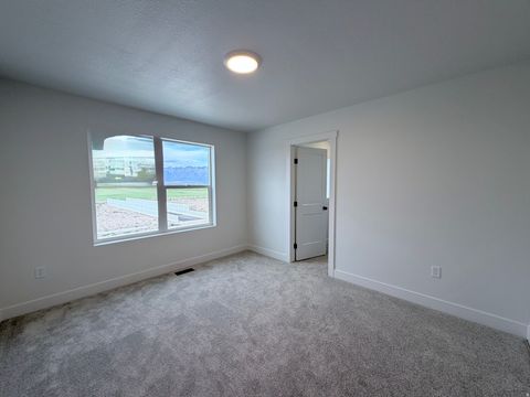 Tiny photo for 3789 W 1625 S #424, Taylor, UT 84401 (MLS # 2151823)