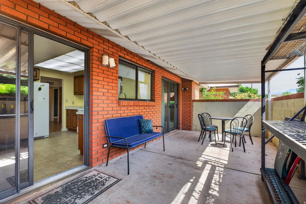 Photo of 840 S 400 AVE E #3, Saint George, UT 84770 (MLS # 2160334)