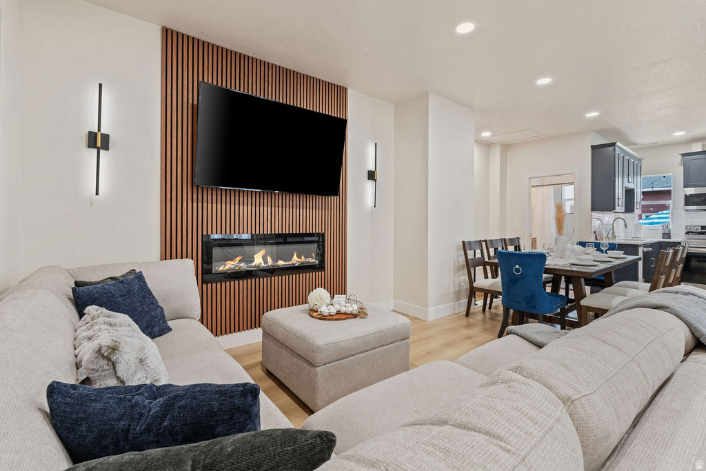 PLAT B - Residential Lease
